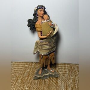 The Ashton Drake Galleries,A Mother's Nature Series,"In Love's Protecting Arms"